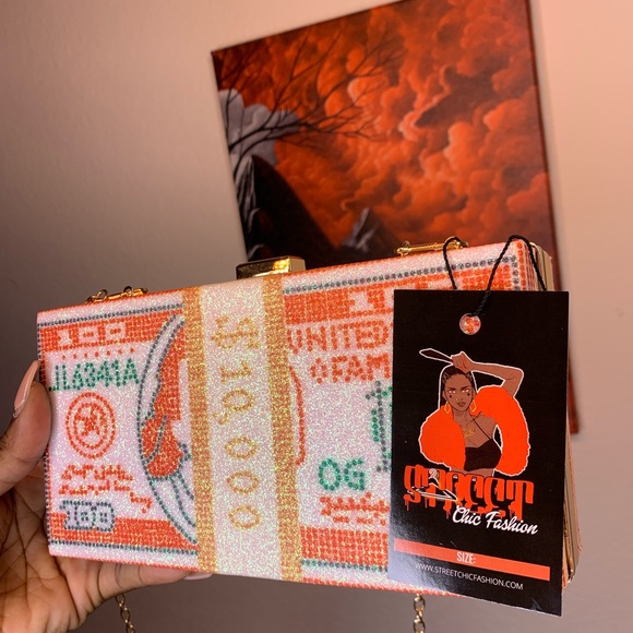 ‘Cashout on me’ Clutch❤️‍🔥 Available Now! - Picture 1 of 3